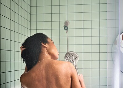 Foto 7 | Ducha De Mano Moen Verso Con Acoplamiento Magnético En Níquel Cepillado - Venta Internacional.