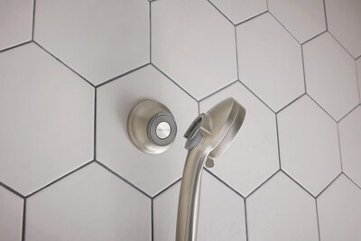 Foto 7 | Base Remota Para Duchas De Mano Magnetix Moen 186117srn - Venta Internacional.