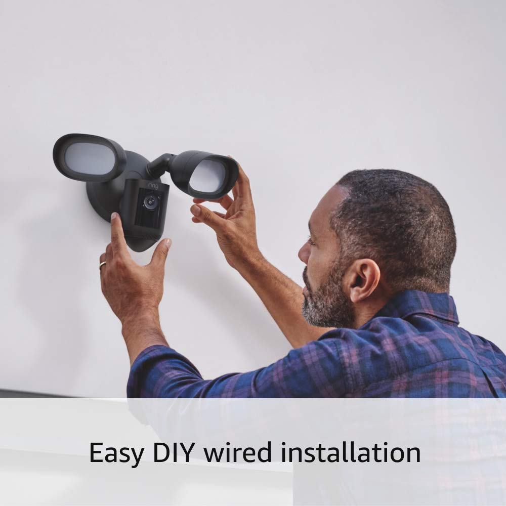 Foto 5 | Cámara De Seguridad Ring Floodlight Cam Wired Pro Black 1080p - Venta Internacional.