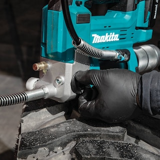 Foto 5 | Pistola De Engrase Inalámbrica Makita Xpg01s1 18 V Lxt 3.0 Ah - Venta Internacional.