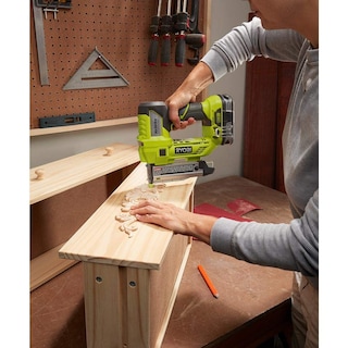 Foto 5 | Clavadora De Púas Ryobi One+ Inalámbrica Airstrike De 18 V, Iones De Litio - Venta Internacional.