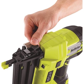 Foto 3 | Clavadora Inalámbrica Ryobi Airstrike De 18 V, Calibre 18 (solo Herramienta) - Venta Internacional.