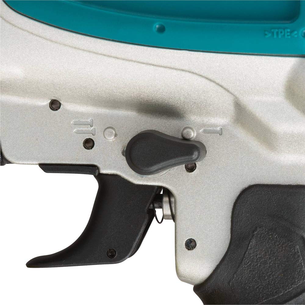 Foto 3 pulgar | Clavadora Neumática Con Bobina De Revestimiento Makita An613 15° 2-1/2 - Venta Internacional.