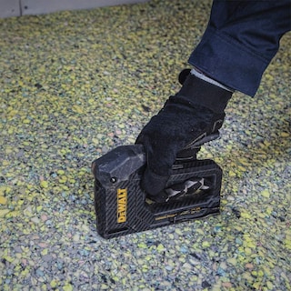 Foto 4 | Grapadora Dewalt Con Cuerpo De Fibra De Carbono 2 En 1 Dwht80276 - Venta Internacional.