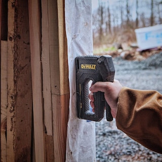 Foto 7 | Grapadora Dewalt Con Cuerpo De Fibra De Carbono 2 En 1 Dwht80276 - Venta Internacional.