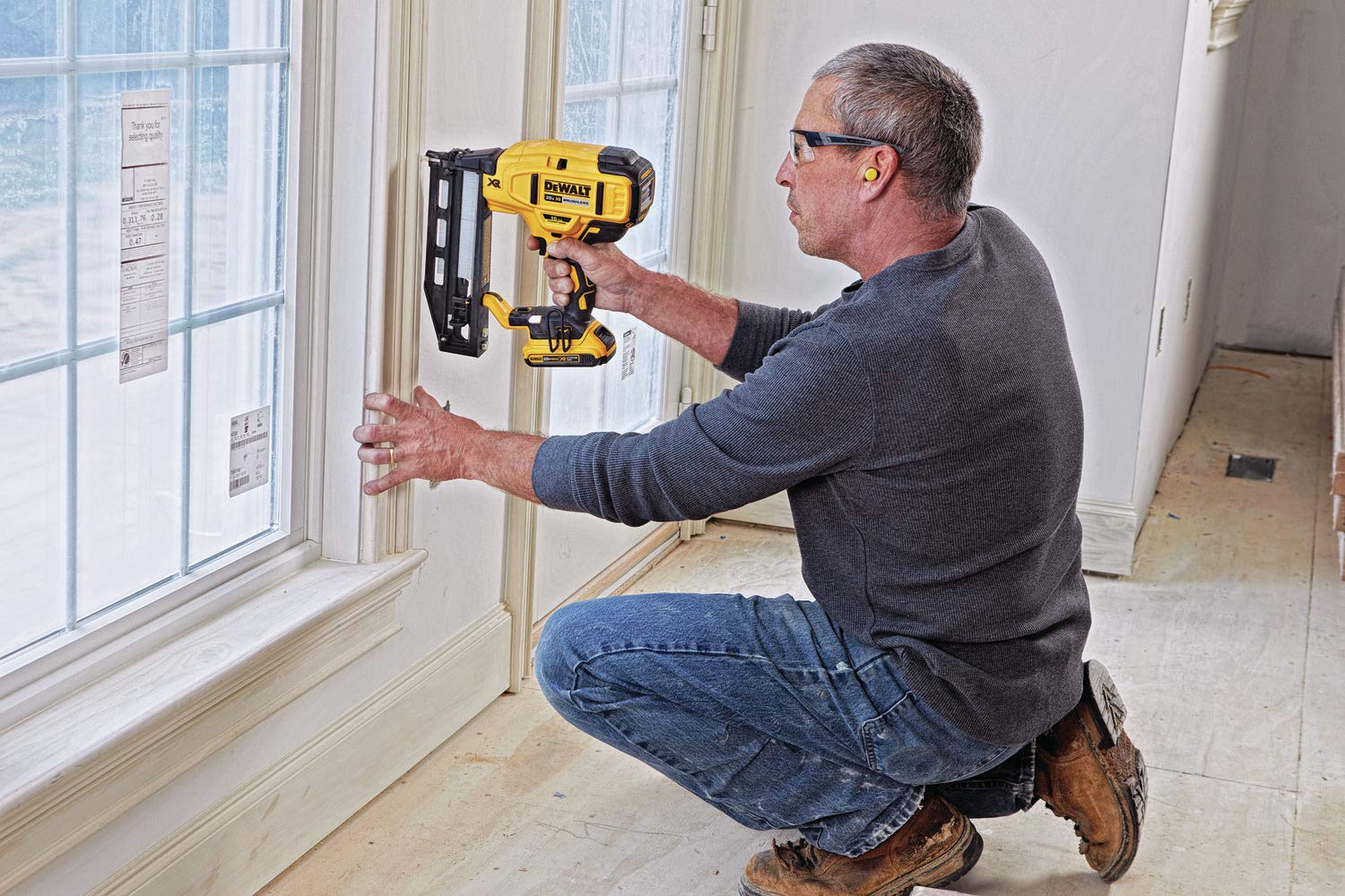 Foto 5 pulgar | Clavadora De Acabado Dewalt 20v Max* Xr Recta 16ga (dcn662b) - Venta Internacional.