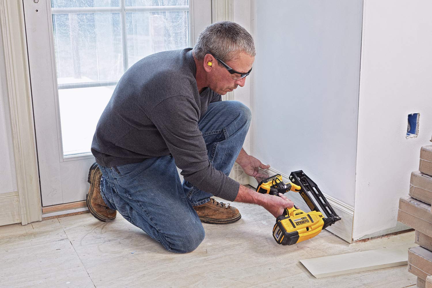 Foto 6 pulgar | Clavadora De Acabado Dewalt 20v Max* Xr Recta 16ga (dcn662b) - Venta Internacional.