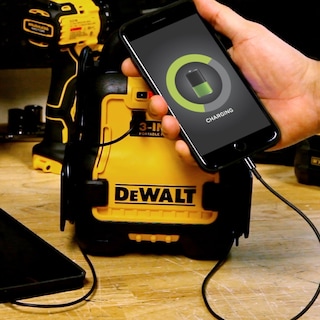 Foto 4 | Amplificador De Batería Dewalt Dxae20vbbk Con Batería 20v Xr 5ah - Venta Internacional.