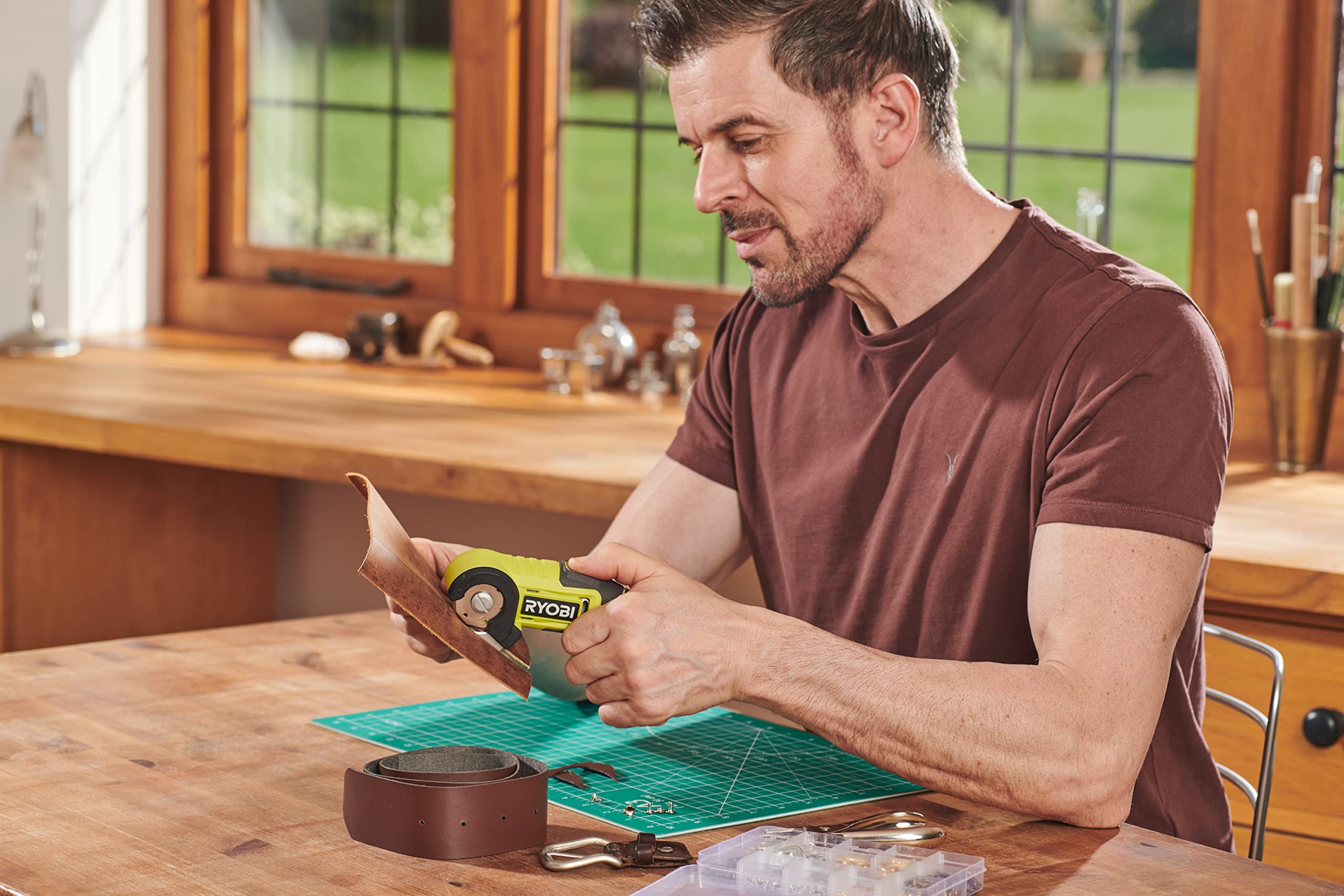 Foto 4 pulgar | Herramienta de Corte Inalámbrica Ryobi Rct4-120g De 4 V Con 1 Batería De 2.0 Ah - Venta Internacional