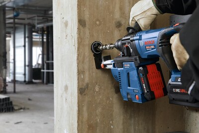 Foto 6 | Martillo Perforador Bosch GBH18V-26DK24 18V con 2 Baterías 8Ah - Venta Internacional