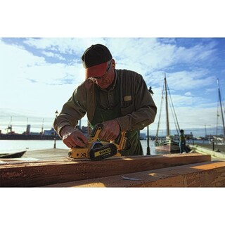 Foto 7 | Cepilladora Dewalt Dcp580b De 20 V Como Máximo 30 000 Cortes Por Minuto, Profundidad De Corte De 2 Mm - Venta Inter