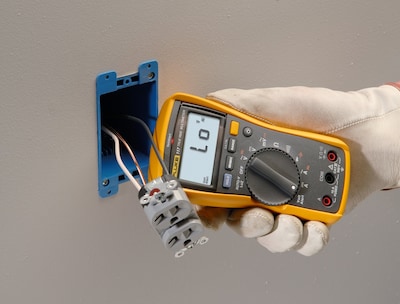 Foto 5 | Multímetro Digital Fluke 117 Con Detección De Tensión Alterna Sin Contacto - Venta Internacional.