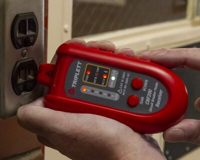 Foto 4 | Disyuntor Finder Triplett Cbf200 Con Comprobador Gfci Y Detector De Voltaje - Venta Internacional.