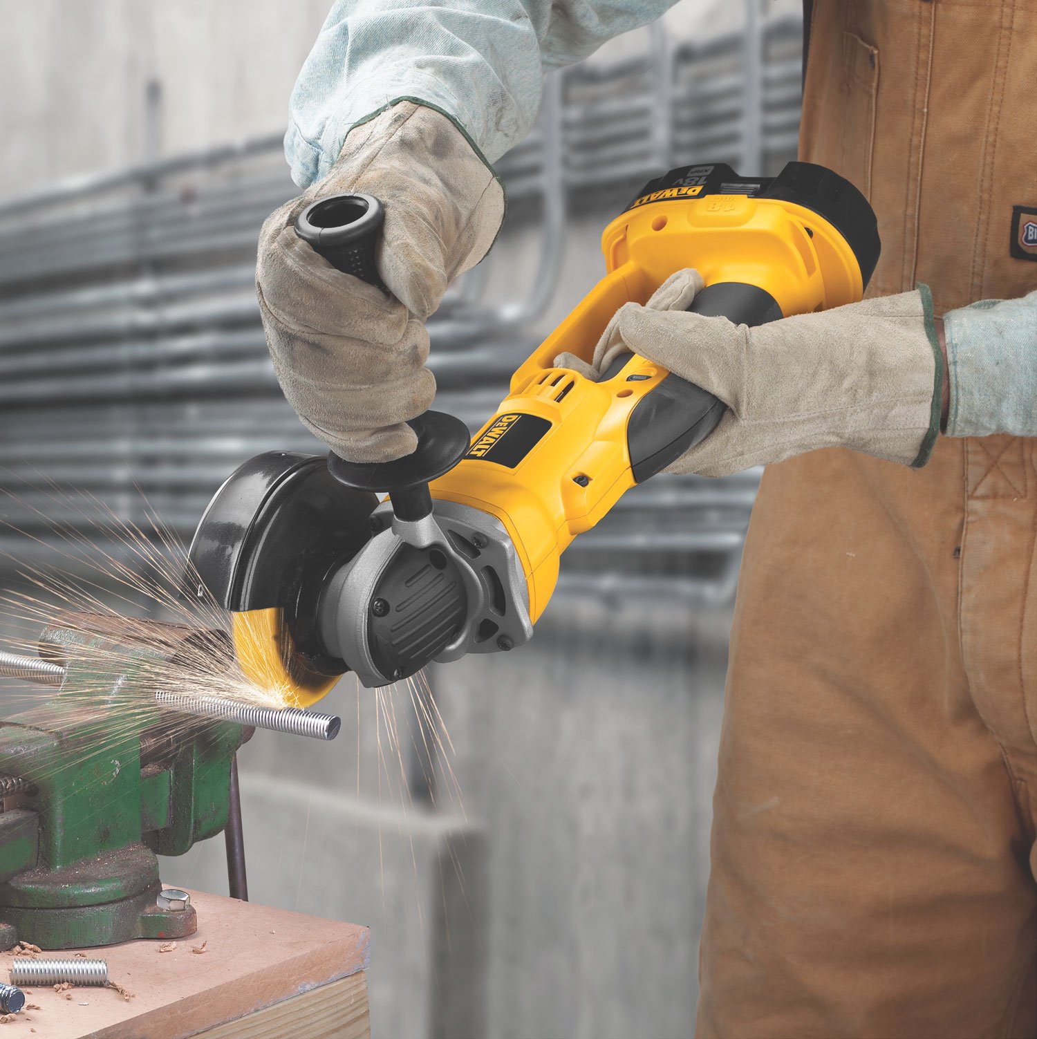Foto 3 pulgar | Herramienta De Corte Inalámbrica Dewalt Dc411b 18 V 11,4 Cm (solo Herramienta) - Venta Internacional.