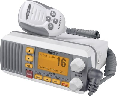 Foto 1 | Radio Marina Vhf Uniden Um435 Advanced De Montaje Fijo - Venta Internacional.