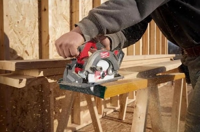 Foto 4 | Sierra Circular Milwaukee M18 Fuel 18v Litio-ion 2833-20 6-1/2 Pulgadas - Venta Internacional.