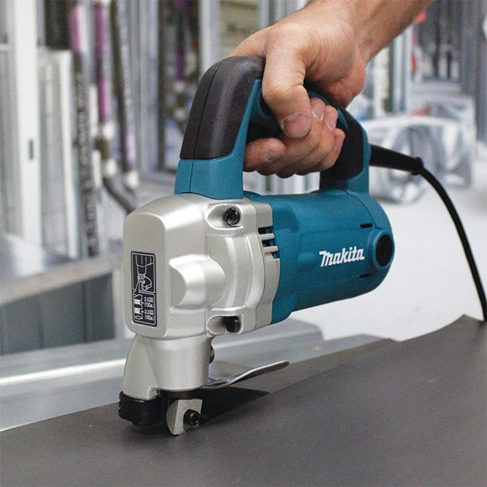 Foto 3 pulgar | Cizalla Makita Js3201, Calibre 10, 3,5 Kg, 81 Db (a), 2 Cm De Radio De Corte - Venta Internacional.