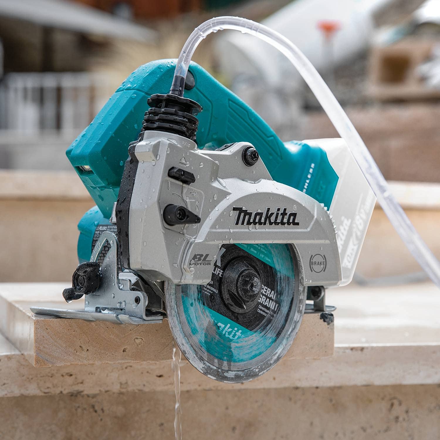 Foto 5 | Sierra Para Albañilería Makita Xcc01z, 18 V, Lxt , Iones De Litio, 5 Pulgadas, Inalámbrica - Venta Internacional.
