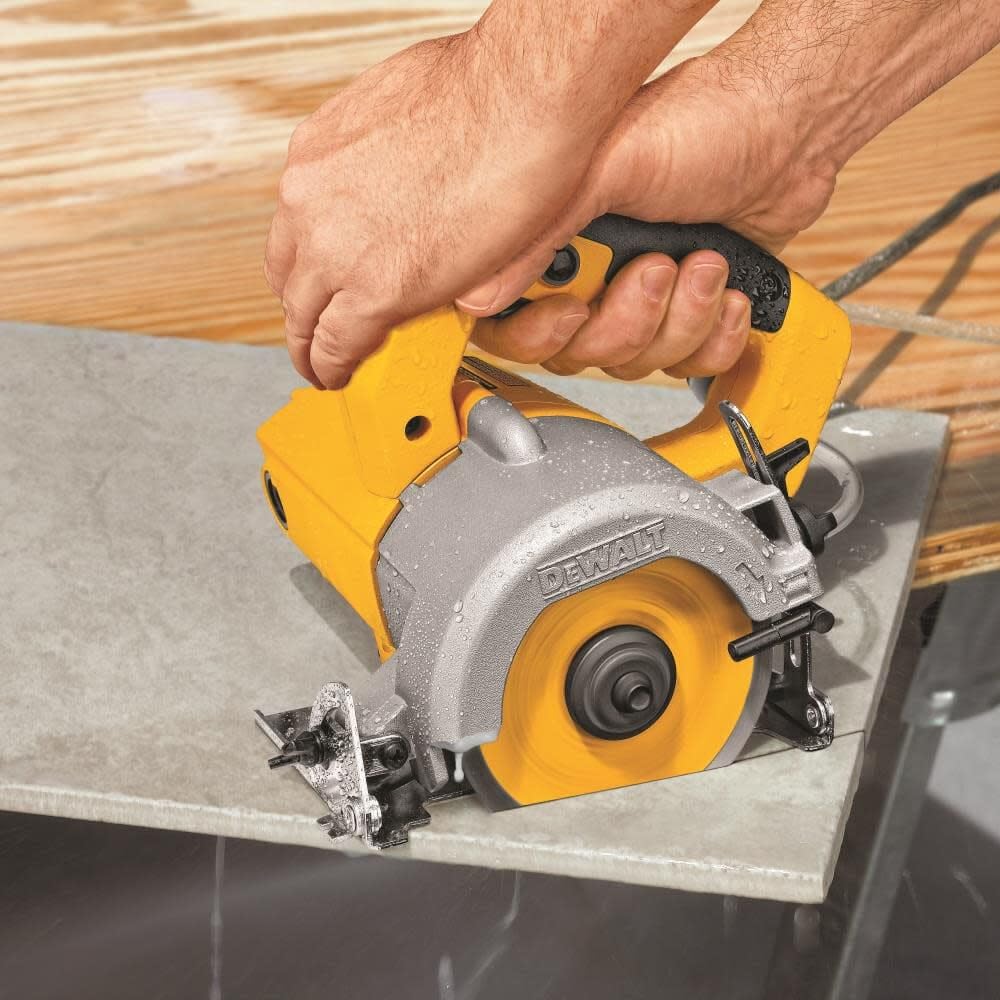 Foto 4 pulgar | Sierra Para Azulejos Húmedos Dewalt Dwc860w 10.8a 1300w 4-3/8 Pulgadas - Venta Internacional.