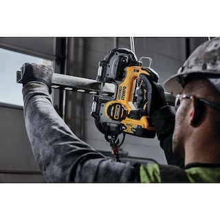 Foto 4 | Sierra De Cinta Dewalt Atomic 20v Max Sin Escobillas Inalámbrica De 4 4 Cm Dcs377b - Venta Internacional.