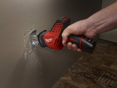 Foto 6 | Kit De Sierra Milwaukee 2420-21 12 V Hackzall Con Batería Y Cargador - Venta Internacional.