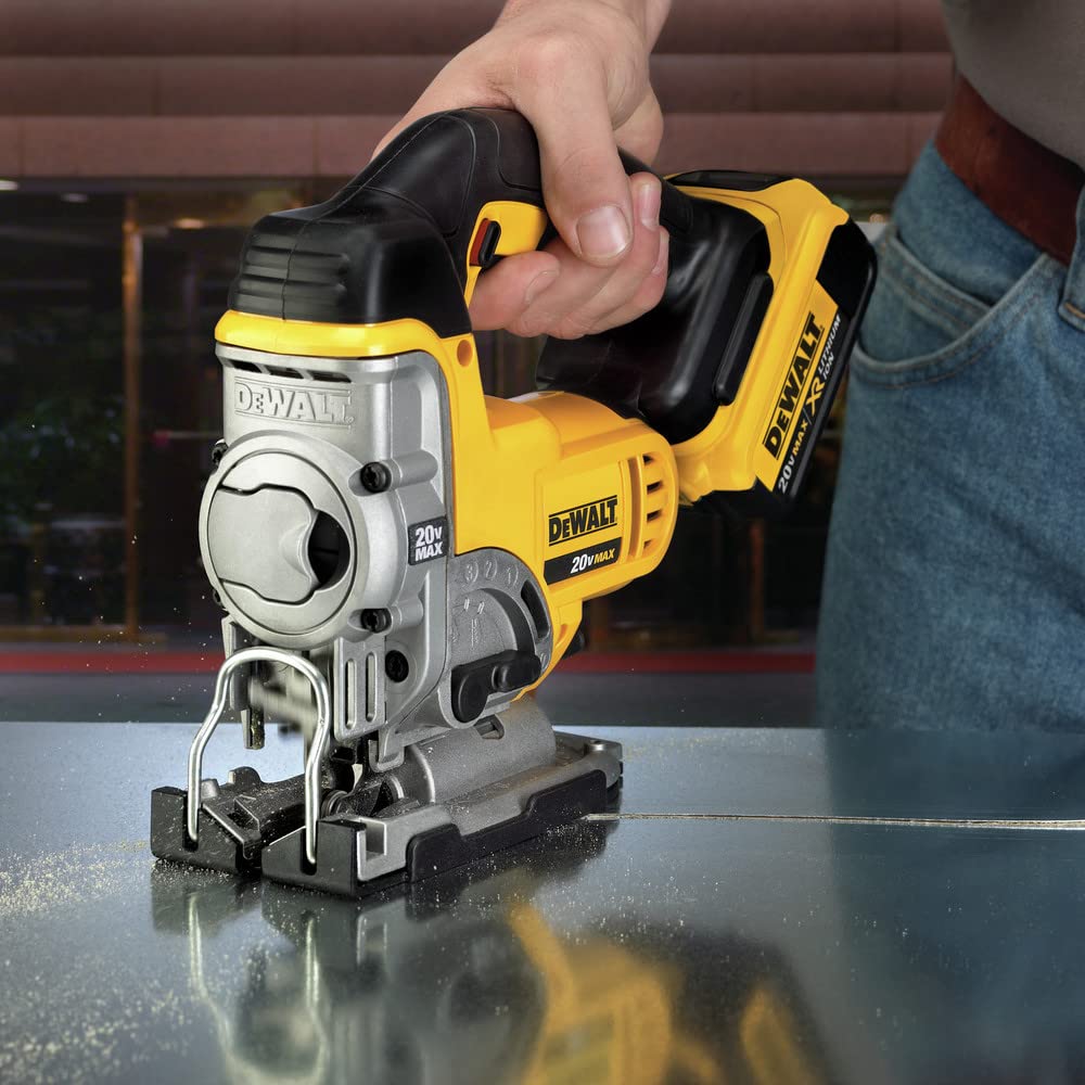 Foto 7 pulgar | Sierra Caladora Dewalt Dcs331m1 20 V Max Inalámbrica - Venta Internacional.