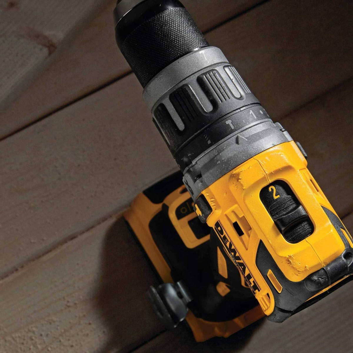 Foto 4 pulgar | Taladro Atornillador Brushless 20v Dewalt Dcd796b color Amarillo sin Batería