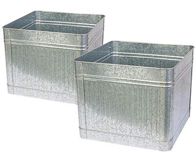 Maceta Panacea Vintage, Cuadrada, Envejecida, Galvanizada, 21 L X 2 - Venta Internacional.