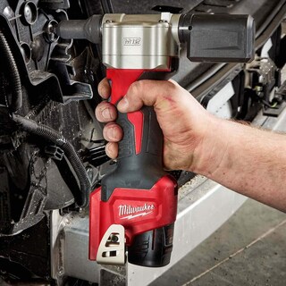 Foto 6 | Kit De Herramientas Para Remaches Milwaukee M12 2550-22 Con 450 Remaches De Acero - Venta Internacional.