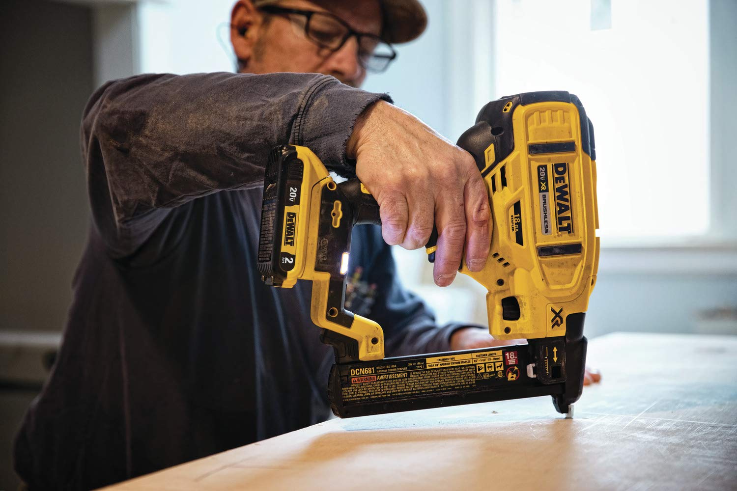 Foto 5 pulgar | Grapadora Dewalt 20v Max* Corona Estrecha 18ga Sin Batería Dcn681b - Venta Internacional.