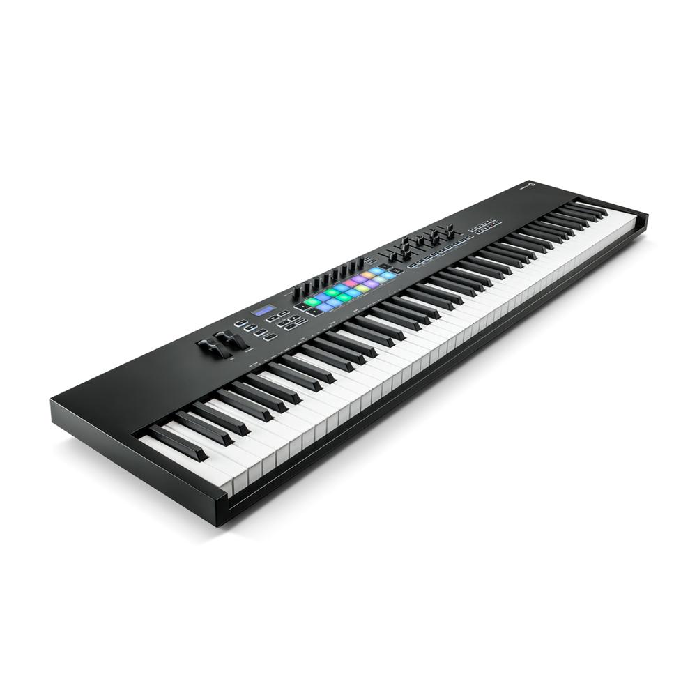 Foto 3 | Teclado Controlador Midi Novation Launchkey 88 Mk3 Color Negro 88 Teclas Semi Pesadas