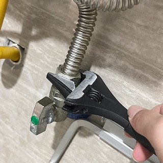 Foto 5 | Llave Ajustable Para Fontanería Amazon Basics, Mandíbula Ancha, 150 Mm - Venta Internacional.