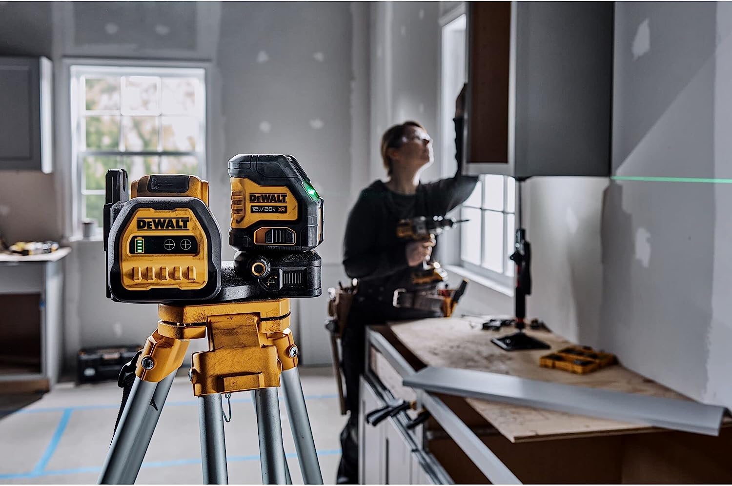 Foto 4 pulgar | Nivel Láser Autonivelante Dewalt 611