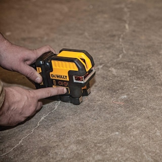 Foto 4 | Nivel Láser Dewalt Dw0822lr 12v Max 2 Puntos Y Líneas Cruzadas - Venta Internacional.