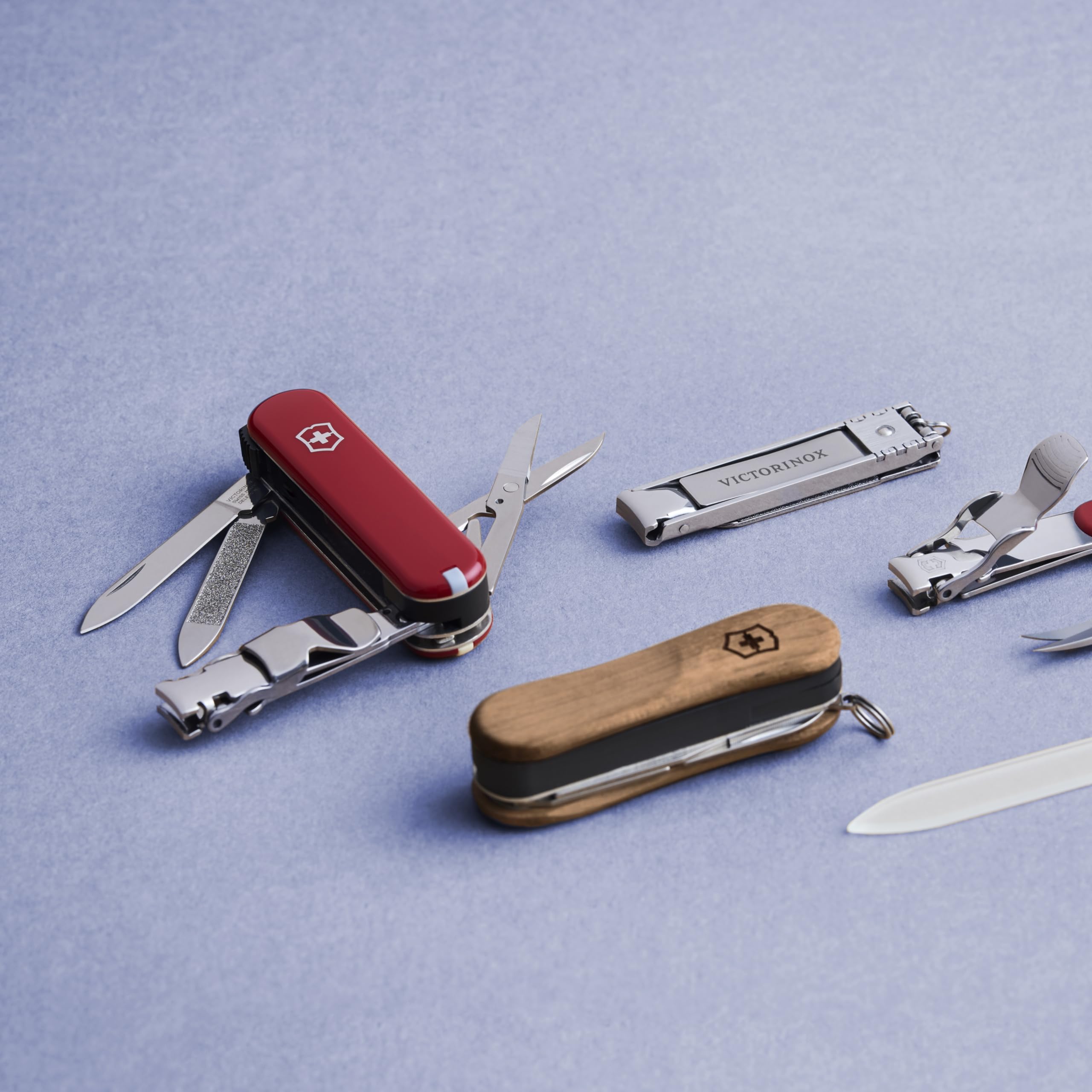 Foto 4 pulgar | Pinza Multiherramienta Victorinox 580 Wood Con 8 Funciones - Venta Internacional.