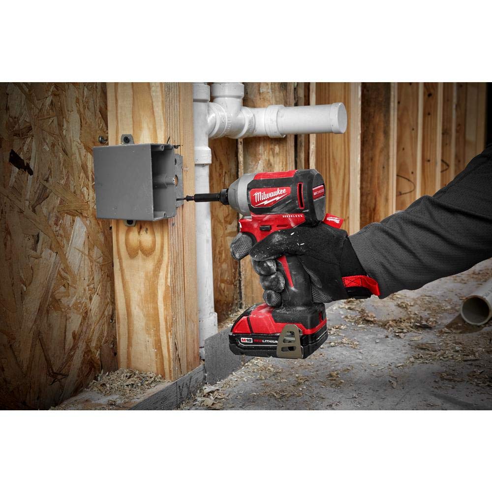 Foto 5 pulgar | Destornillador de Impacto Hexagonal Inalámbrico Milwaukee M18 2850-21p 2ah - Venta Internacional