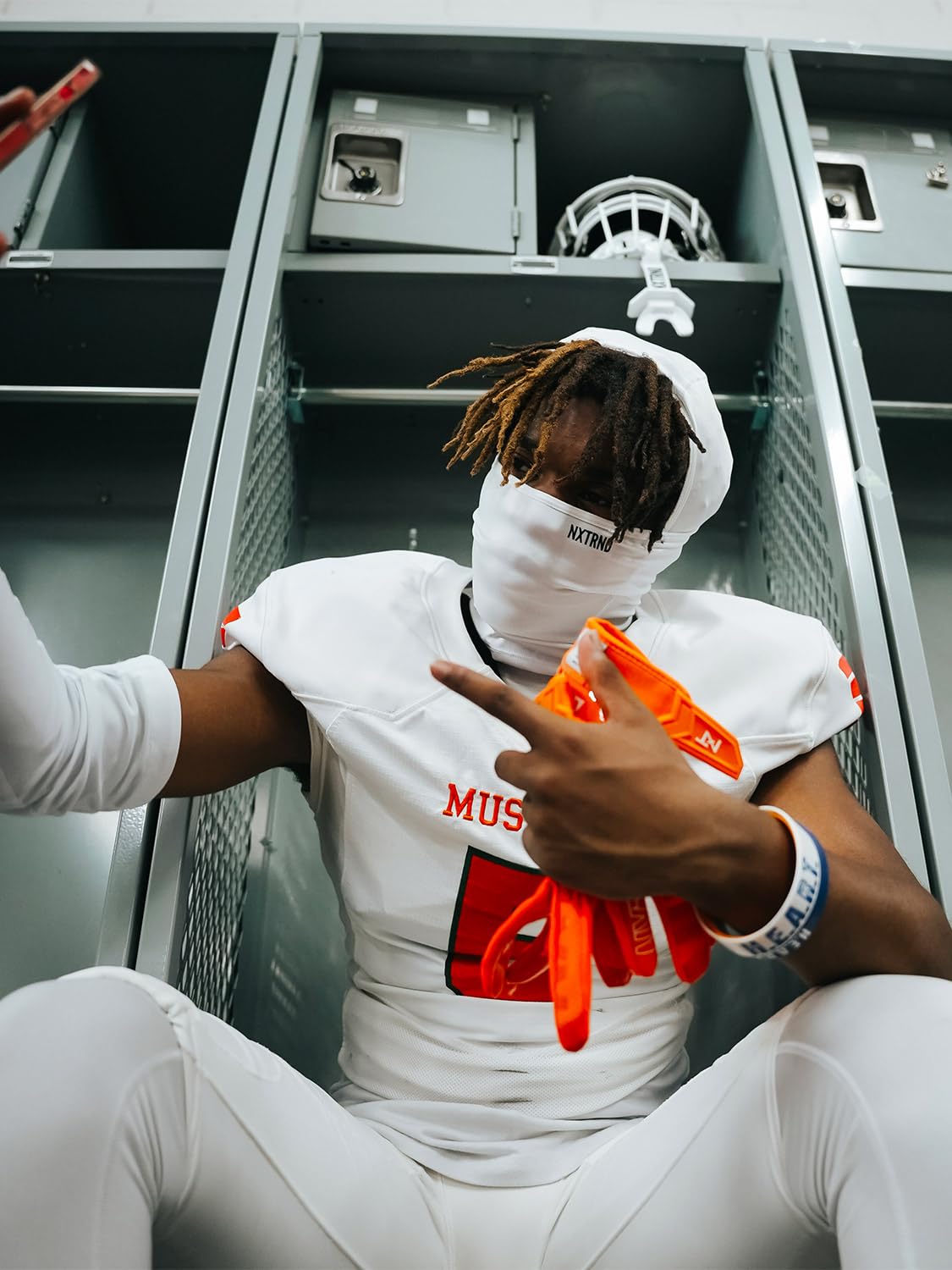 Foto 6 pulgar | Máscara De Esquí Nxtrnd Football Shiesty Cooling Balaclava, Color Blanco - Venta Internacional.