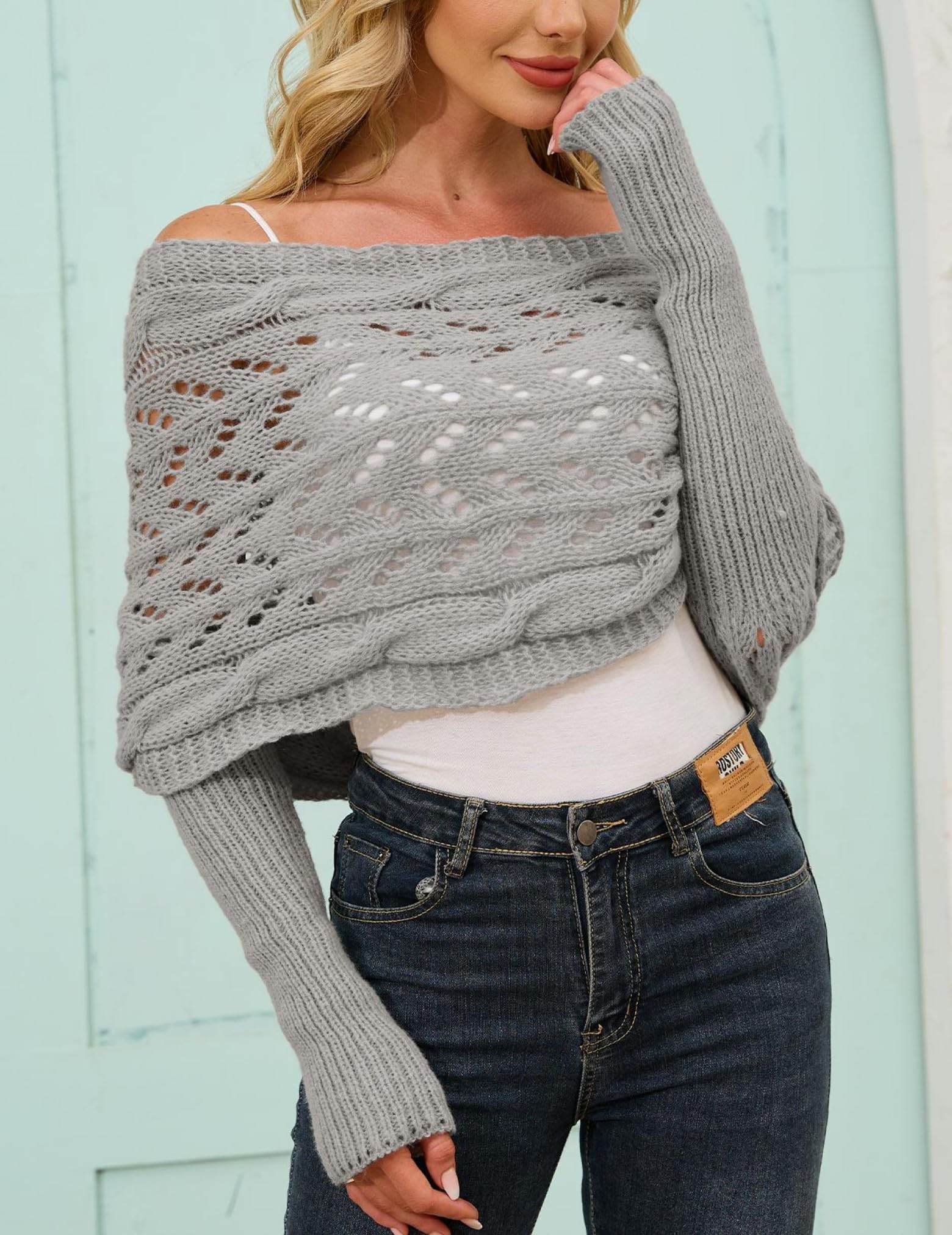 Foto 4 | Bufanda Tejida Tipo Cable Con Mangas Para Mujer, Color Gris Claro - Venta Internacional.