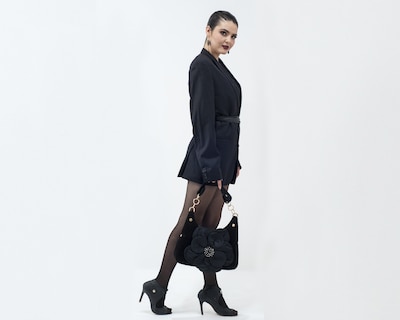 Foto 3 | Bolso Tipo Satchel A Ángelozano De Piel Gamuza Con Flor De Tela Satín, Color Negro, Modelo Irma