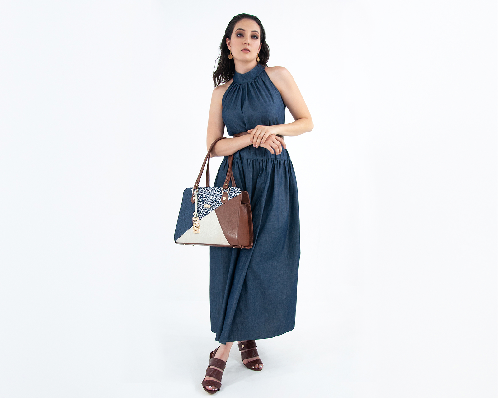 Foto 2 | Bolso Satchel A Ángeloano De Piel Cacuna Con Telar Artesanal, Modelo Salma