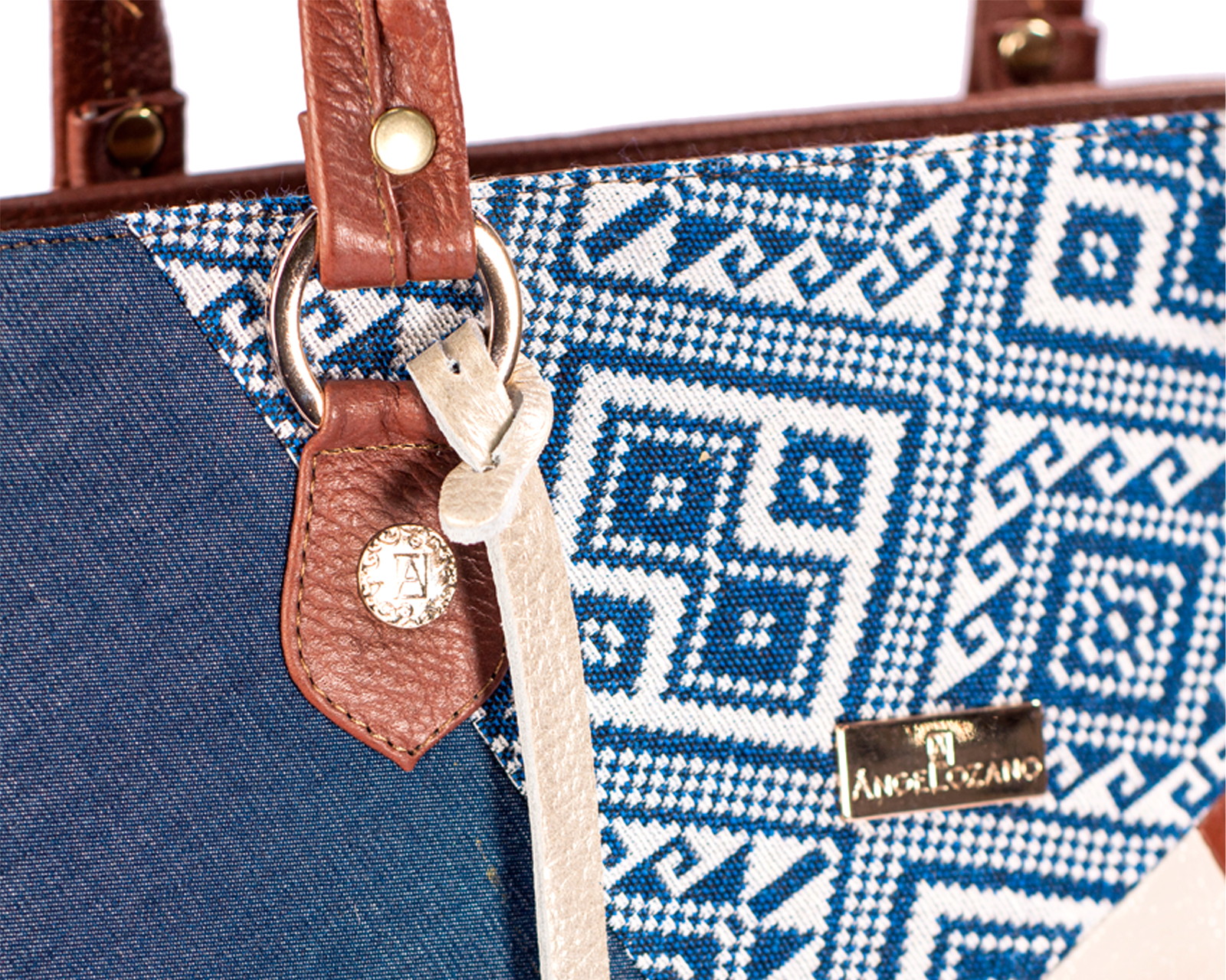 Foto 7 | Bolso Satchel A Ángeloano De Piel Cacuna Con Telar Artesanal, Modelo Salma