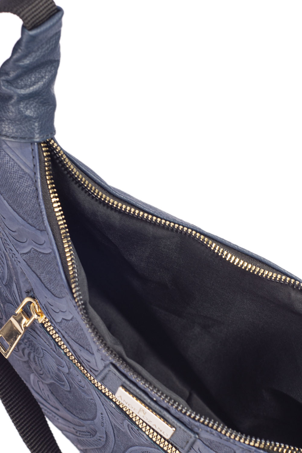 Foto 4 | Bolso Tipo Pechera A Ángelozano Nancy color Azul de Piel Grabada
