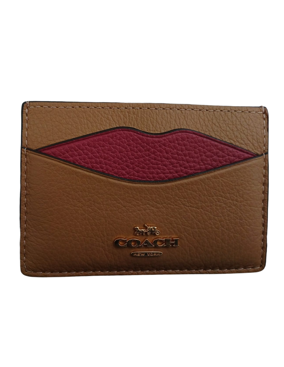 Foto 2 pulgar | Tarjetero Lip Card Case Coach Color Café