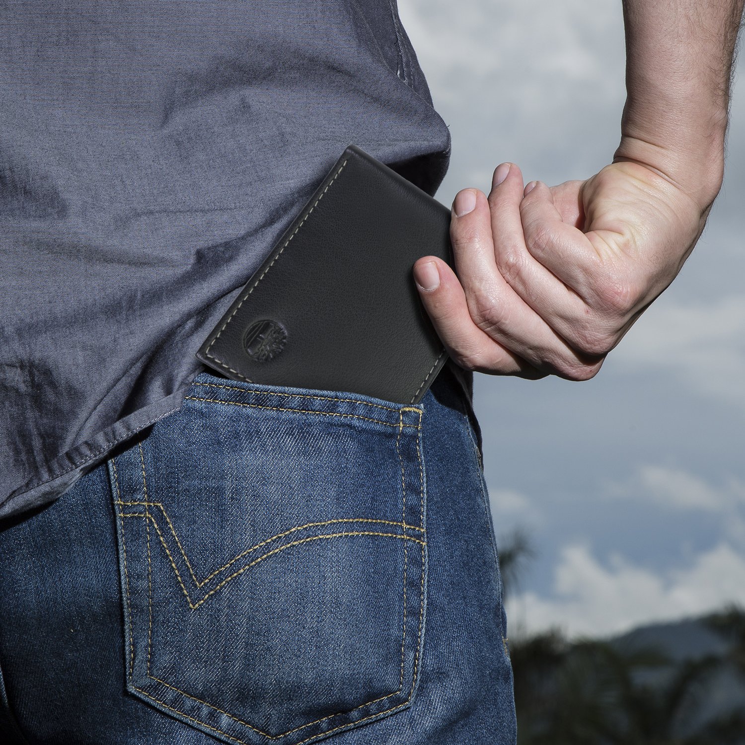 Foto 6 | Cartera Timberland Blix De Piel Negra Para Hombre - Venta Internacional.