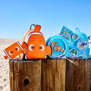 Foto 3 | Cartera de Mano Loungefly Disney 20 Aniversario de Buscando a Nemo - Venta Internacional