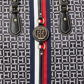 Foto 3 | Bolso Tommy Hilfiger Jaden Travel Para Mujer - Venta Internacional.