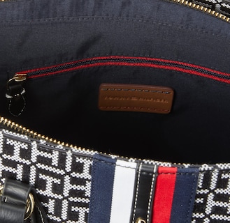 Foto 4 | Bolso Tommy Hilfiger Jaden Travel Para Mujer - Venta Internacional.