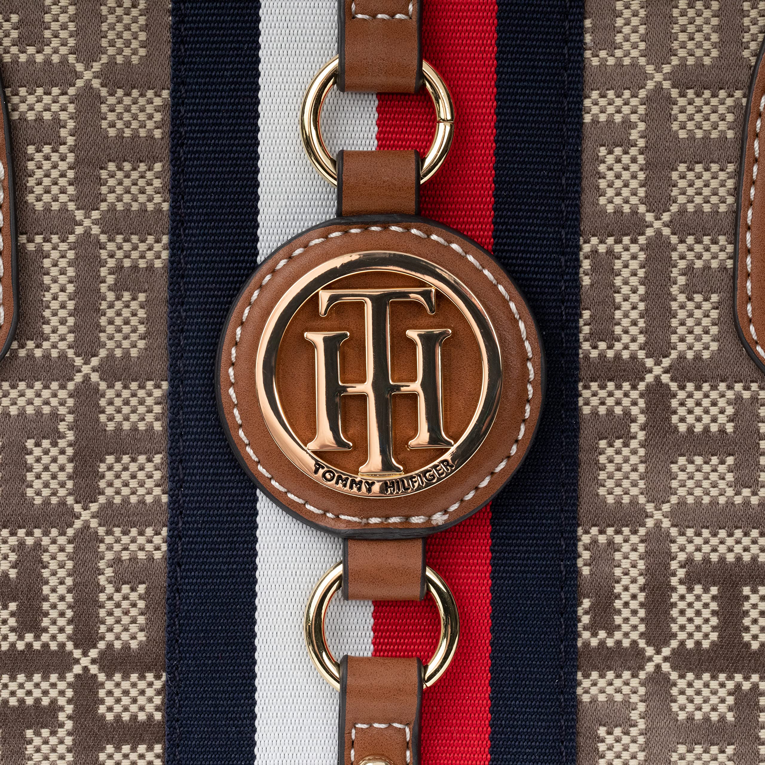 Foto 4 pulgar | Bolso Tommy Hilfiger Jaden Travel Para Mujer - Venta Internacional.