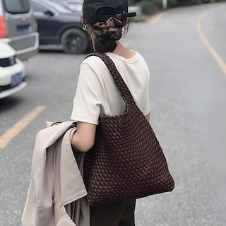 Foto 2 | Bolso Geelyda de Piel Café - Venta Internacional