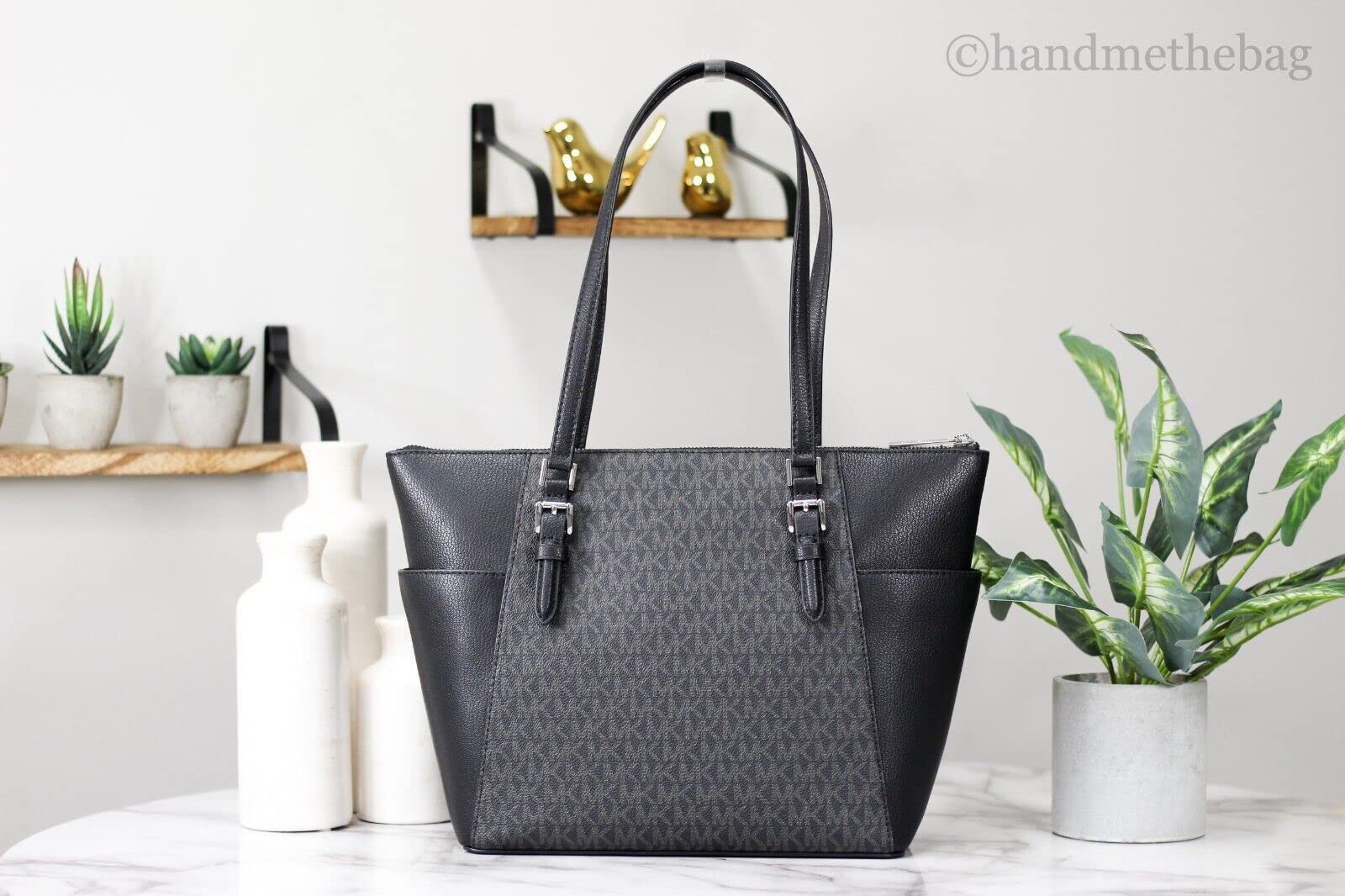 Foto 6 | Bolso Michael Kors Charlotte, Grande En La Parte Superior, Con Cremallera, Negro - Venta Internacional.